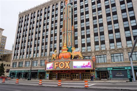 where is detroit|what is detroit known for.